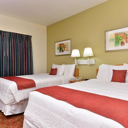 Americas Best Value Inn & Suites-Winnie Exterior foto