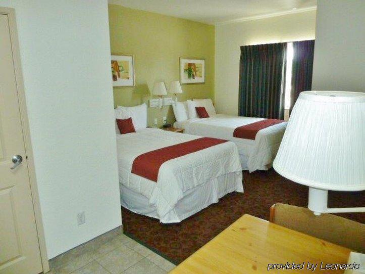Americas Best Value Inn & Suites-Winnie Exterior foto